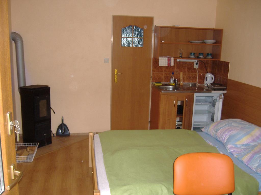 Privat Ave Villa Liptovsky Trnovec Room photo